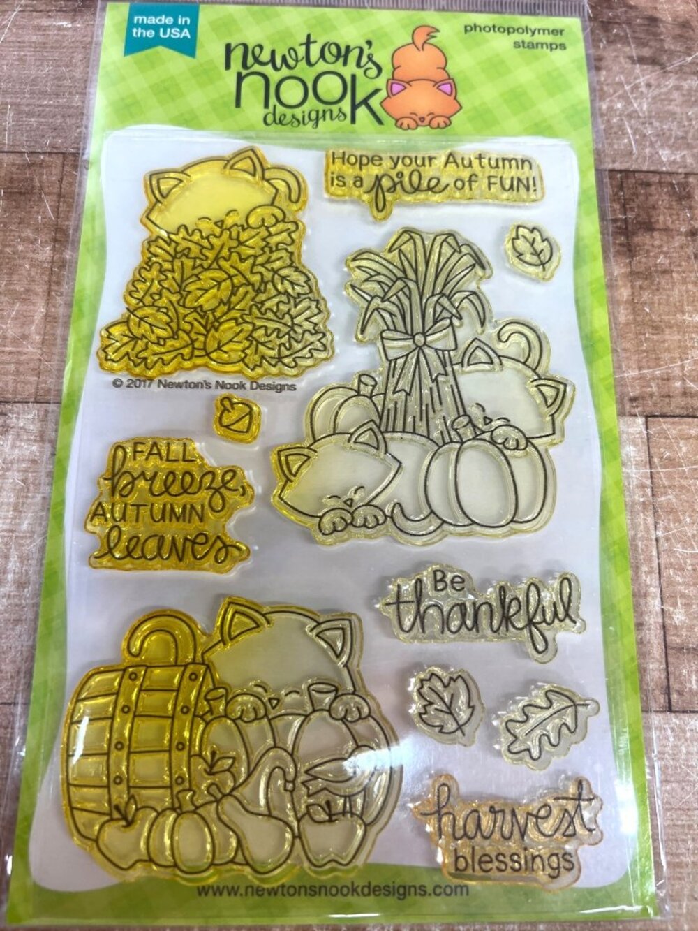 Newtons Nook Designs Autumn Newton Photopolymer Stamp Set NN1708S04